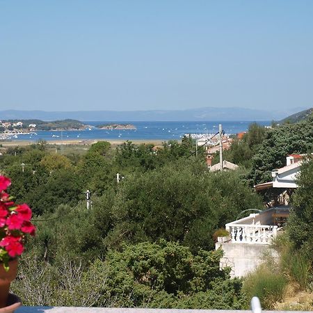 Apartments Dumicic Supetarska Draga Bilik gambar