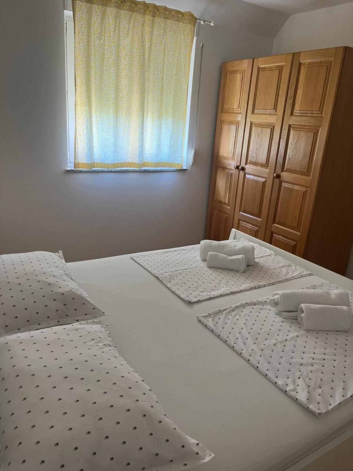Apartments Dumicic Supetarska Draga Luaran gambar