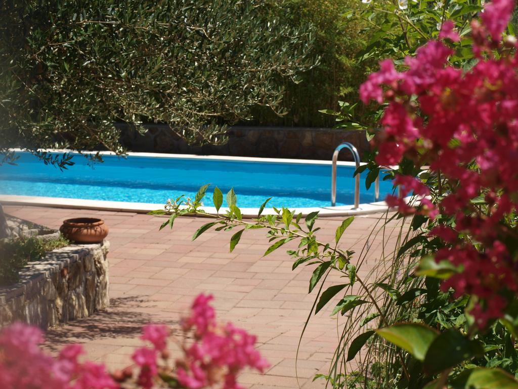 Apartments Dumicic Supetarska Draga Luaran gambar